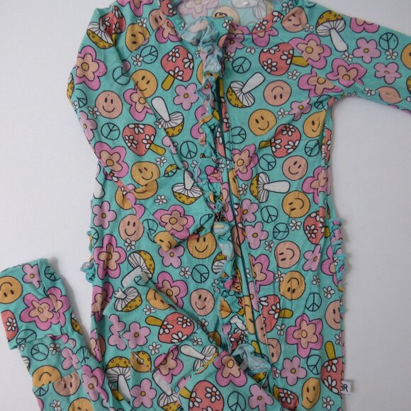 Bums & Roses Bamboo Peace Ruffle Convertible Romper, Size 9-12 Months - Picture 1 of 3